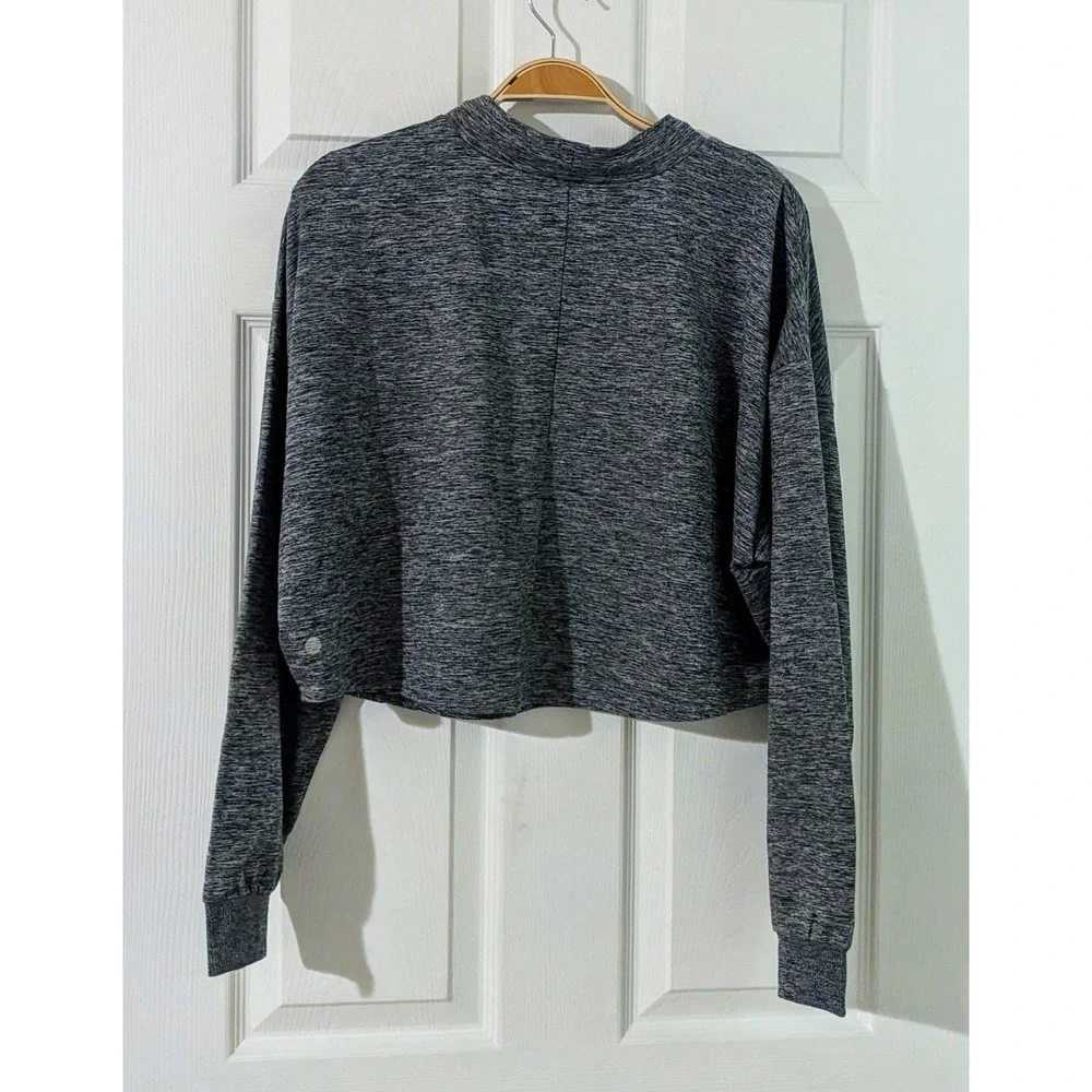Zella Gray Cropped Pullover Drawstring Mock Neck Long Sleeve Top Size L NWOT‎